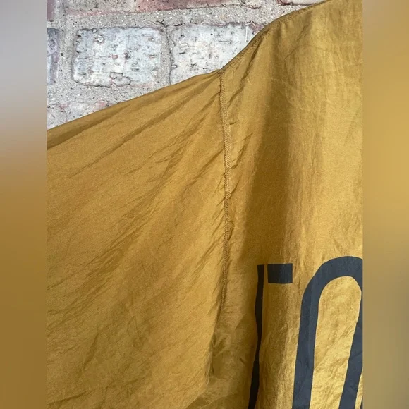 Vintage Forenza Silk Screen Print Blouse🖤 - Picture 3 of 10